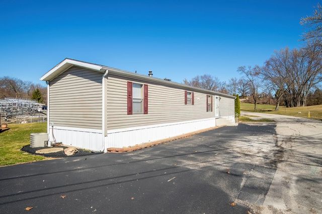 215 Lane 101A Hamilton Lk Lot 47, Hamilton, IN 46742