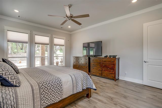 8028 Leven Links Street, Cleburne, TX 76033