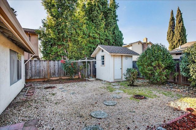 80 Cyclamen, San Jose, CA 95111