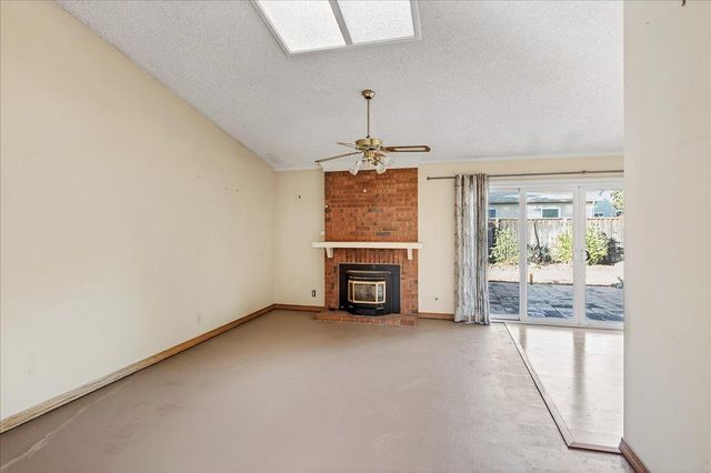 80 Cyclamen, San Jose, CA 95111