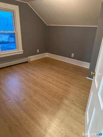 101 Linsley Avenue, Meriden, CT 06450