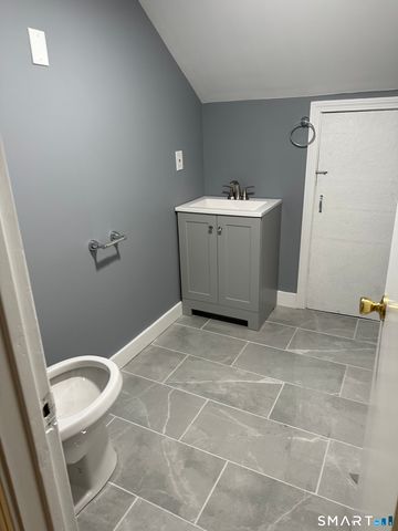 101 Linsley Avenue, Meriden, CT 06450