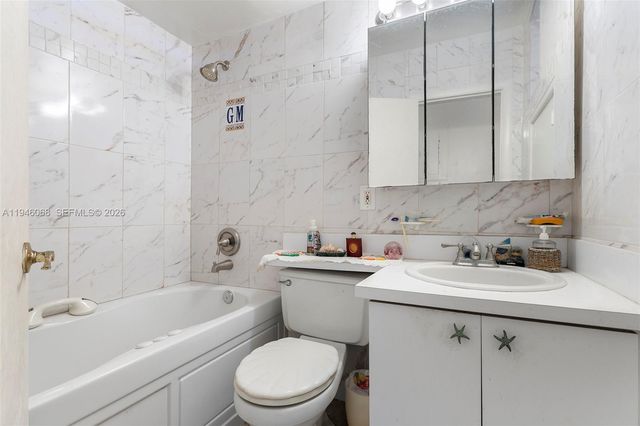 201 E Van Buren St 205, Hollywood, FL 33019