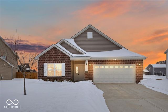 8138 Cagles Mill Trace, Avon, IN 46123