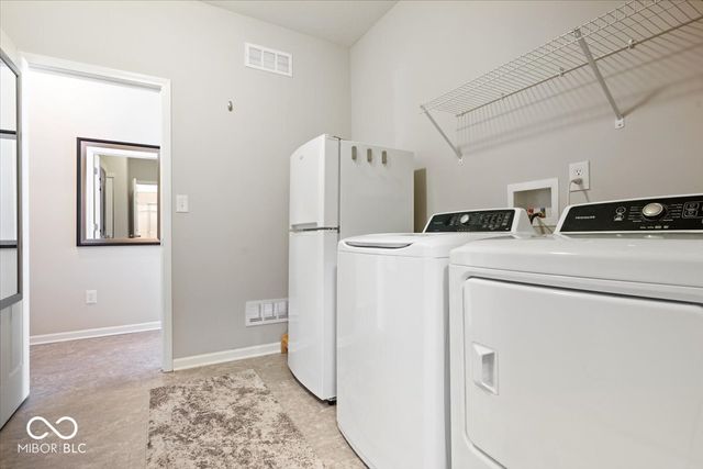 8138 Cagles Mill Trace, Avon, IN 46123