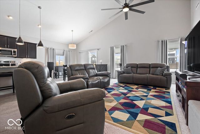 8138 Cagles Mill Trace, Avon, IN 46123