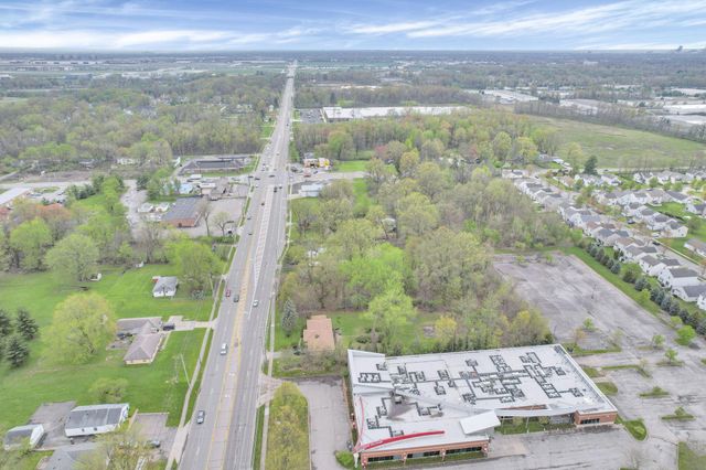 2423 Stelzer Road, Columbus, OH 43219