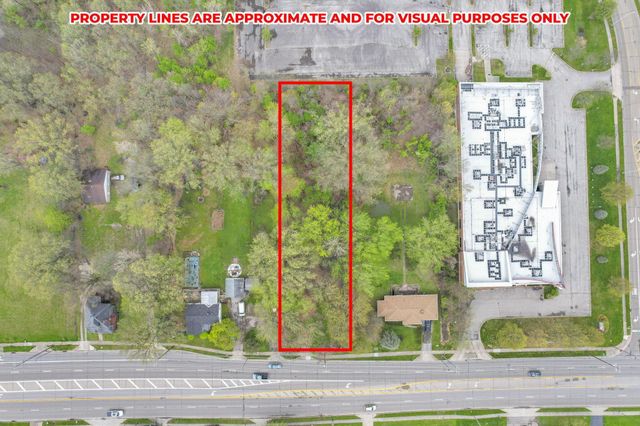 2423 Stelzer Road, Columbus, OH 43219