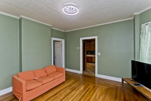 146 Beech St., Holyoke, MA 01040