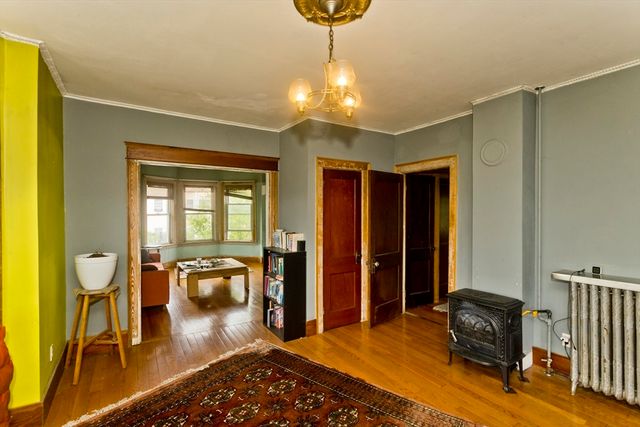 146 Beech St., Holyoke, MA 01040