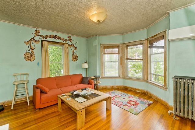 146 Beech St., Holyoke, MA 01040
