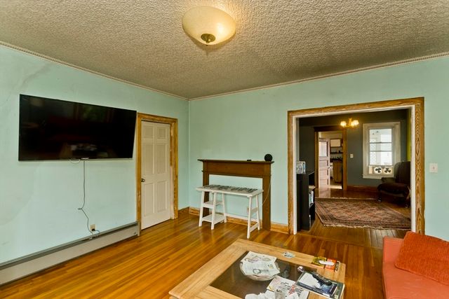 146 Beech St., Holyoke, MA 01040