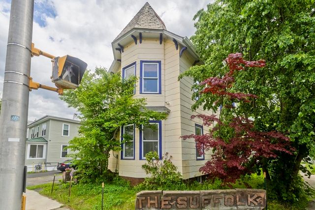 146 Beech St., Holyoke, MA 01040