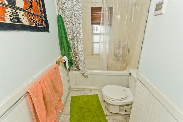 146 Beech St., Holyoke, MA 01040