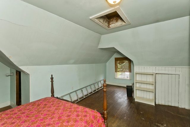 146 Beech St., Holyoke, MA 01040