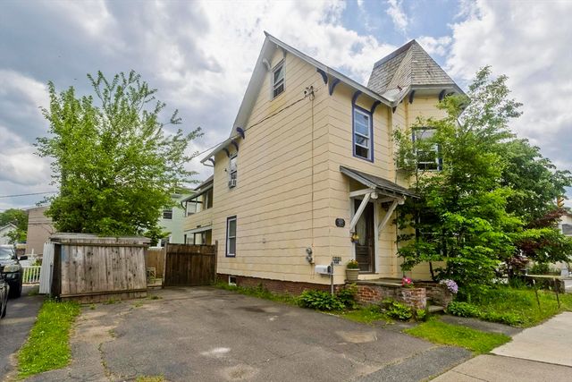 146 Beech St., Holyoke, MA 01040