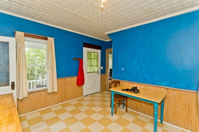 146 Beech St., Holyoke, MA 01040