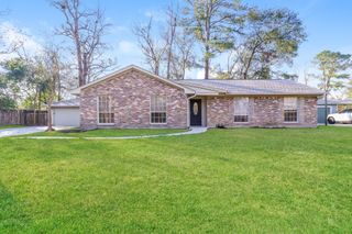 2627 N Woodloch Street, Woodloch, TX 77385