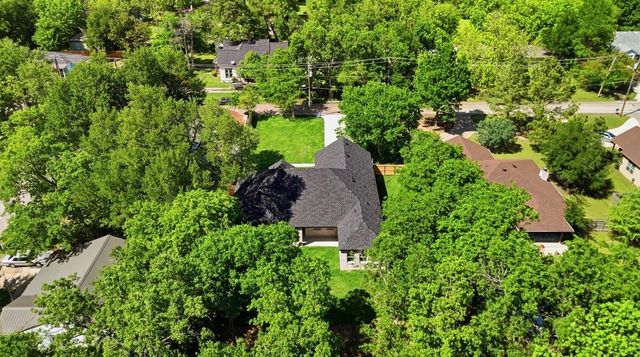 1011 Division Street, Greenville, TX 75401