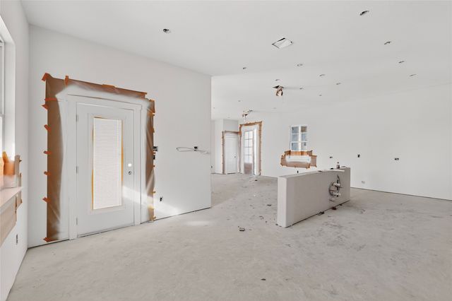 1011 Division Street, Greenville, TX 75401