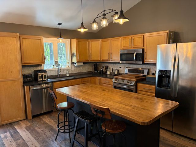 6050 Egan Avenue Se, Caledonia Twp, MI 49316