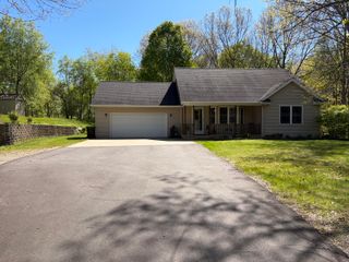 6050 Egan Avenue Se, Caledonia Twp, MI 49316
