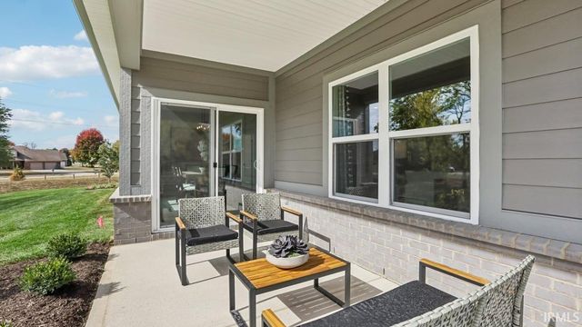 104 N Deer Cliff Run, Fort Wayne, IN 46804