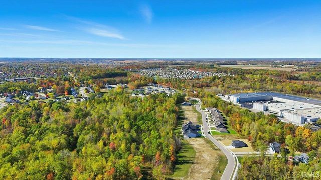 104 N Deer Cliff Run, Fort Wayne, IN 46804