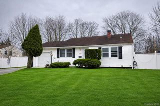 3108 Devon Avenue, Medford, NY 11763