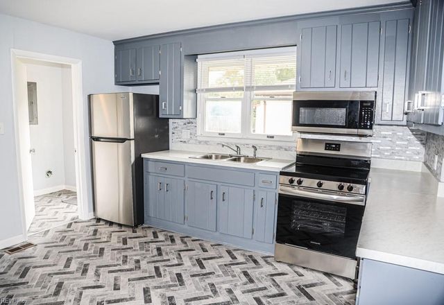 908 Old Buckroe RD, Hampton, VA 23663