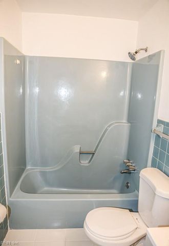 908 Old Buckroe RD, Hampton, VA 23663