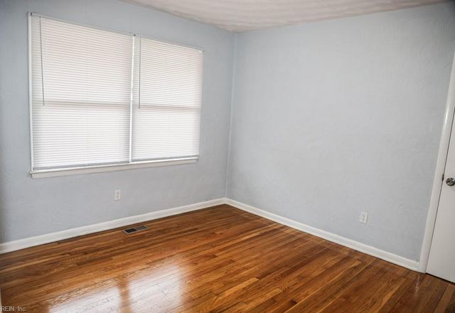 908 Old Buckroe RD, Hampton, VA 23663