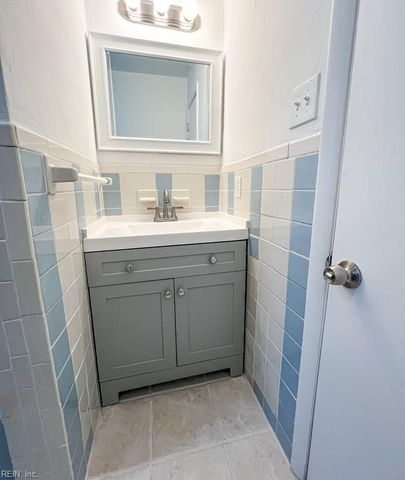 908 Old Buckroe RD, Hampton, VA 23663