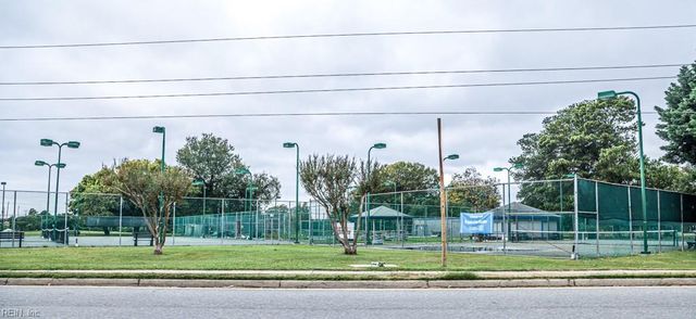 908 Old Buckroe RD, Hampton, VA 23663