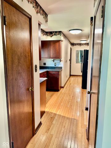 874 S Lakehurst Drive, Franklin, IN 46131
