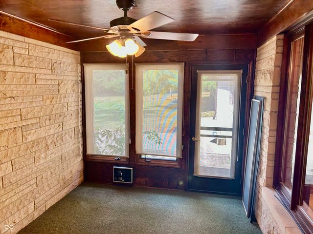 874 S Lakehurst Drive, Franklin, IN 46131