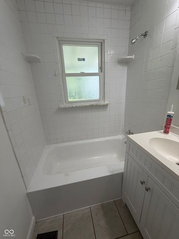 416 Byland Drive, Beech Grove, IN 46107