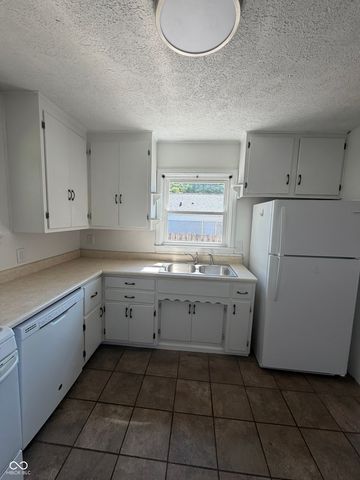 416 Byland Drive, Beech Grove, IN 46107