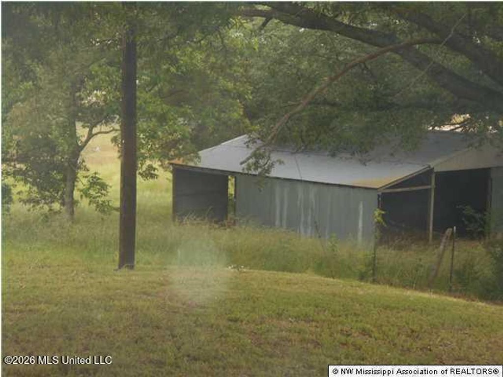 100 Dempsey Dr., Byhalia, MS 38611 — photo 3