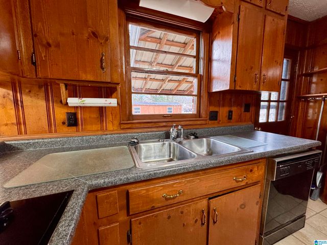 1512 FORNEY STREET, Oxford, AL 36203