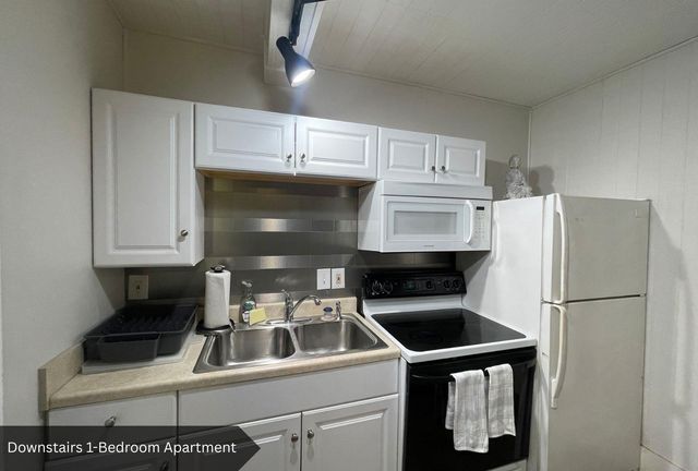 2105 Rabb RD, Austin, TX 78704