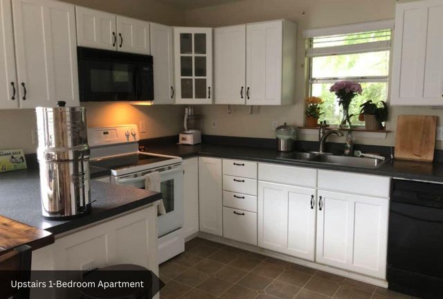 2105 Rabb RD, Austin, TX 78704