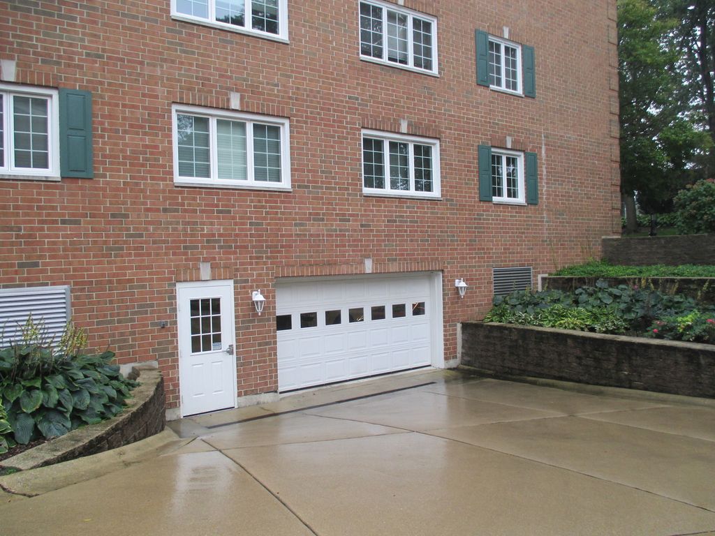 126 DAY Street 209, Bloomingdale, IL 60108 — photo 2