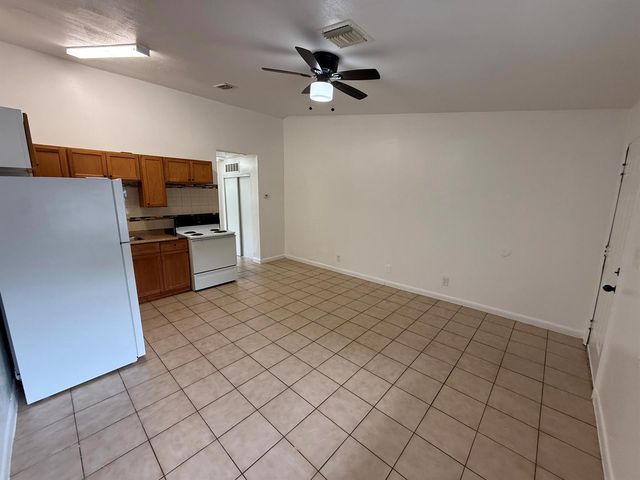 2316 MONROE Street 10, Hollywood, FL 33020