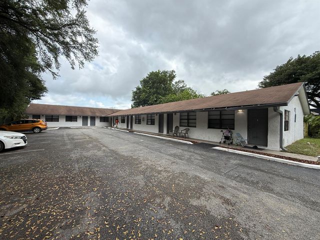 2316 MONROE Street 10, Hollywood, FL 33020
