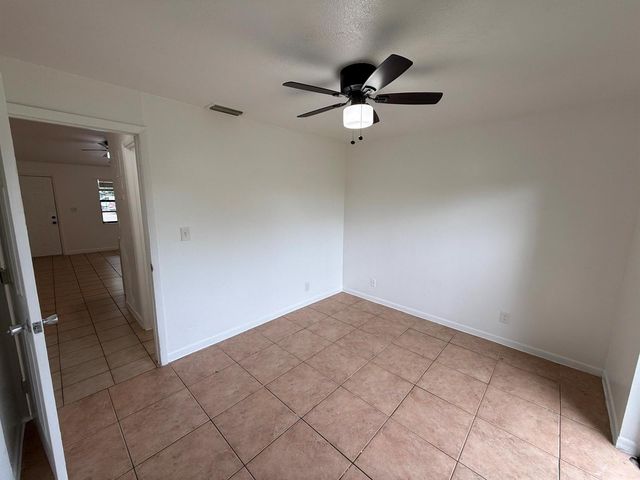 2316 MONROE Street 10, Hollywood, FL 33020