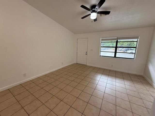 2316 MONROE Street 10, Hollywood, FL 33020