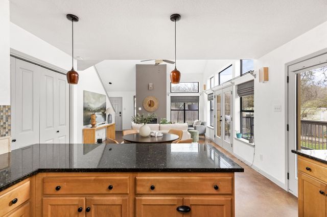 1500 Miami DR B, Austin, TX 78733