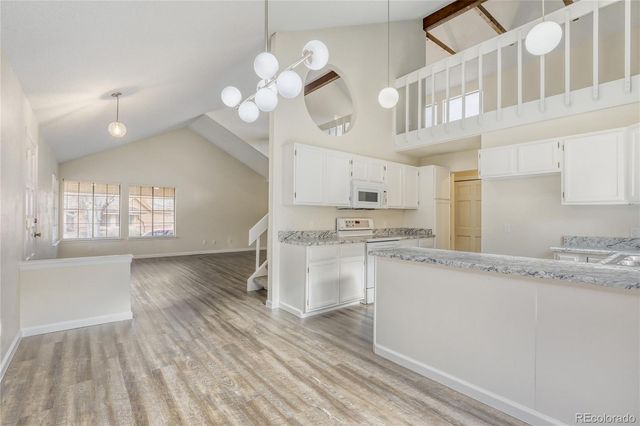 204 S Eagle Circle, Aurora, CO 80012