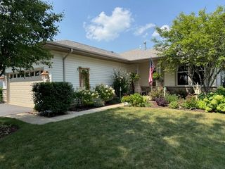 12656 Cold Springs Drive, Huntley, IL 60142